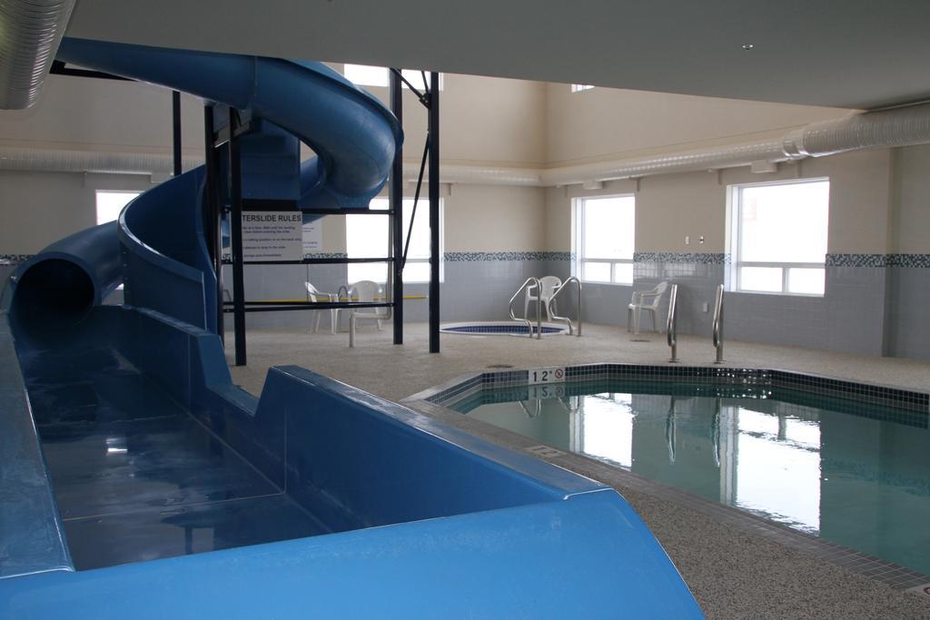 Days Inn & Suites By Wyndham Yorkton Buitenkant foto
